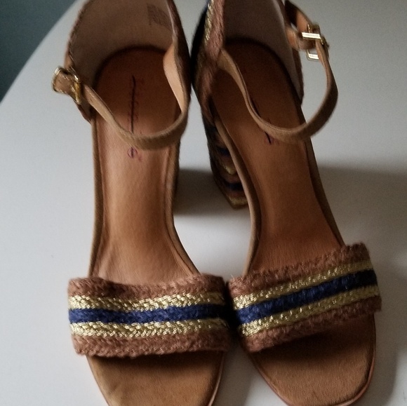 Anthropologie Lien.Do Gliding Stripe Heels - Picture 2 of 7